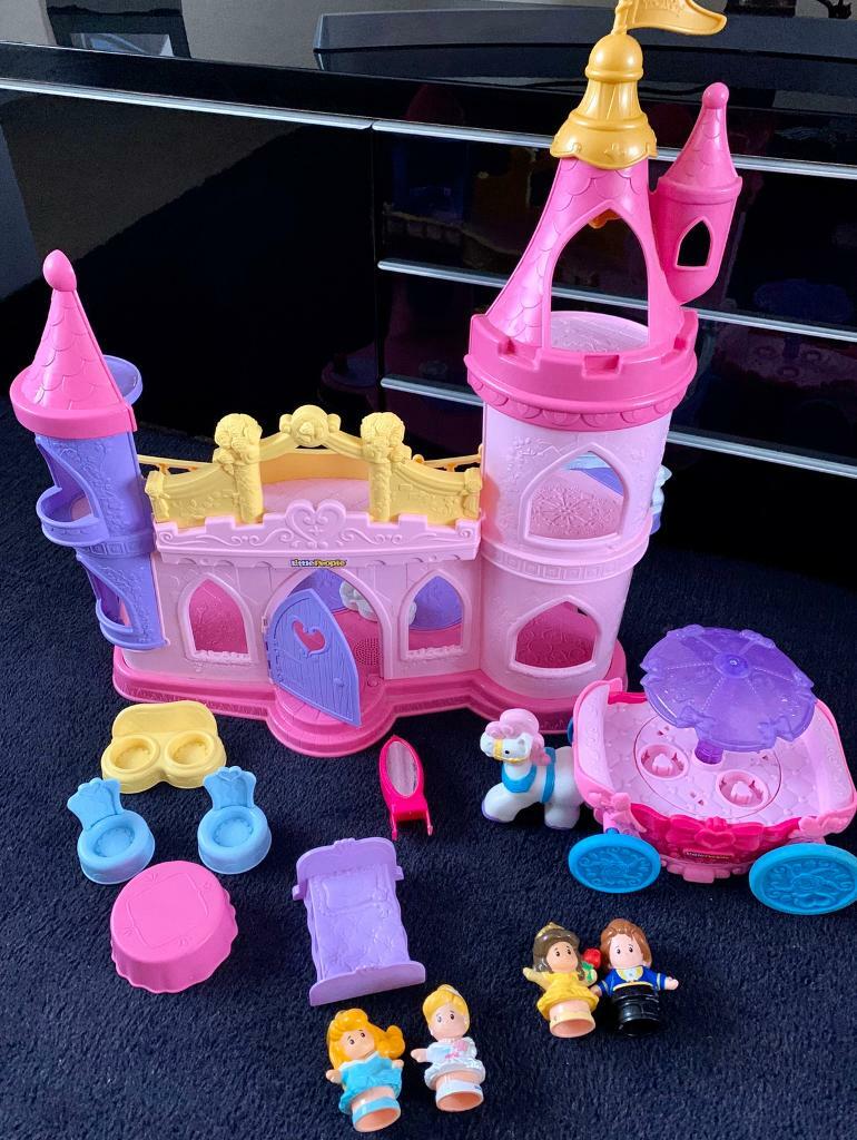 little people musical dancing palace